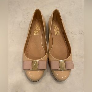 New Salvatore Ferragamo Varina Ballet Flat Amaretti Size 8